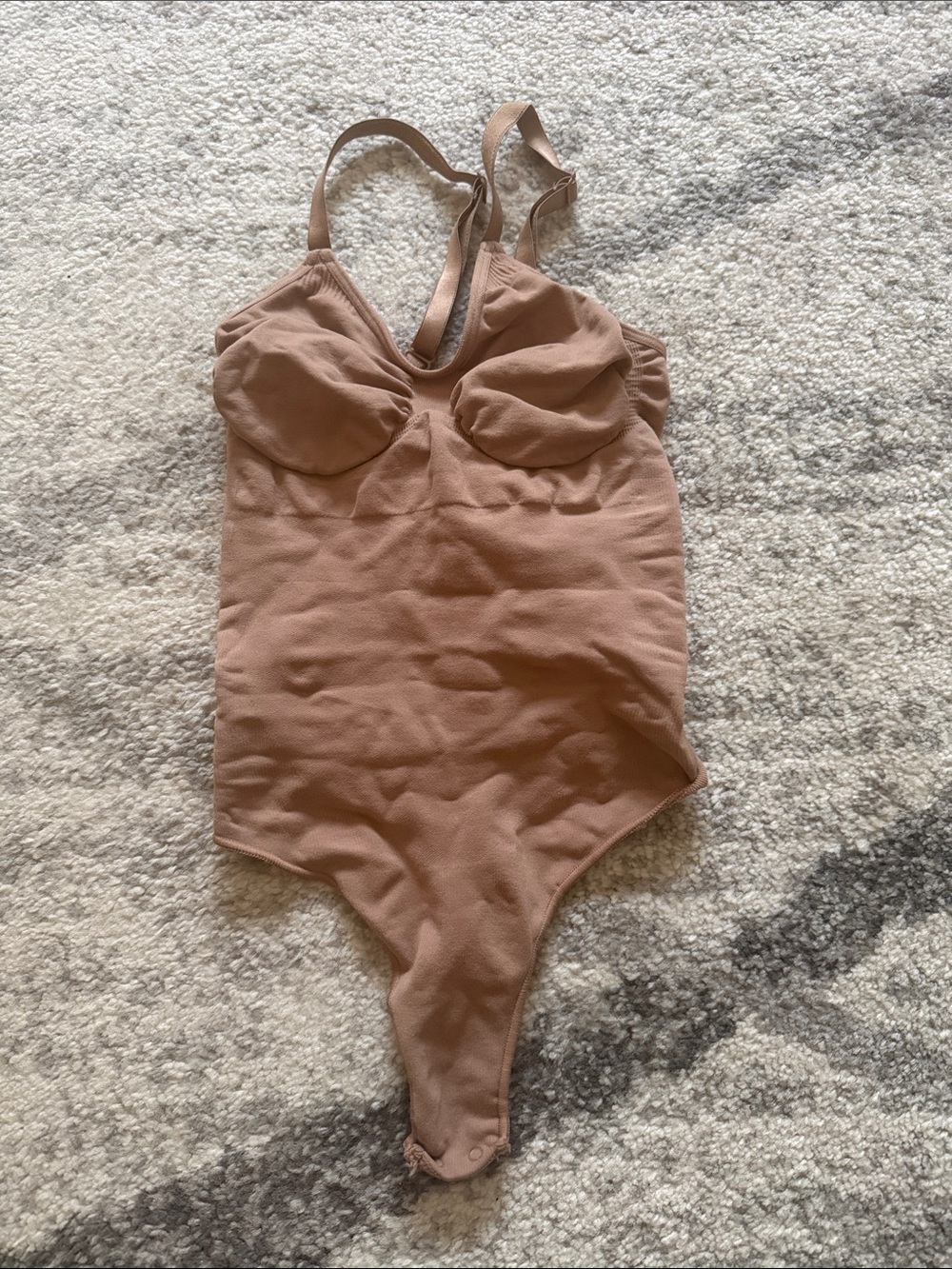 SKIMS Nude/Tan Shaping Bodysuit